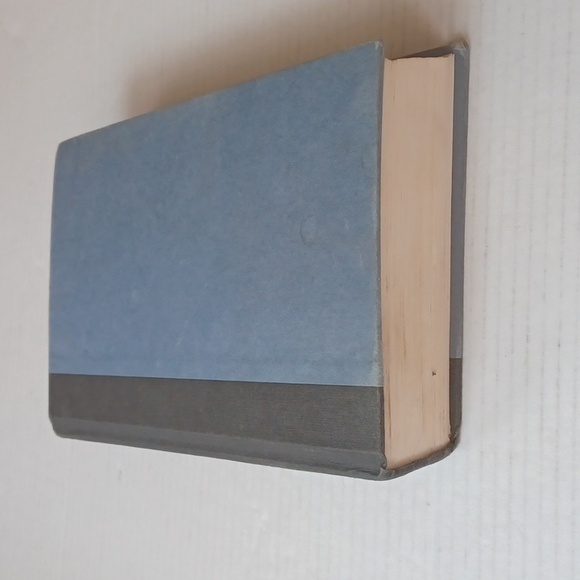 4/$40 "Hearts in Atlantis" by Stephen King - Hardcover Book - Picture 8 of 13